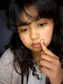 Snapshot of Peach_Girll chatting on 02/07/25, 02:08 Peach Girll online show from 02/07/25, 02:08