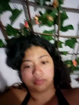 Snapshot of Peach_Girll chatting on 11/25/25, 11:10 Peach Girll online show from 11/25/25, 11:10