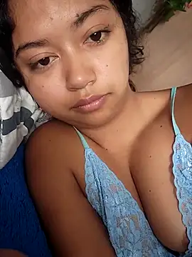 Snapshot of Peach_Girll chatting on 12/05/25, 12:58 Peach Girll online show from 12/05/25, 12:58