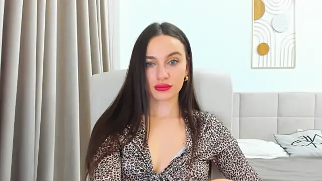 Sunshine Eva online show from 12/13/24, 08:58