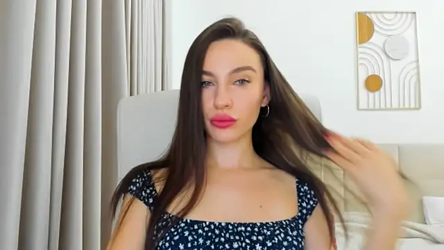 Sunshine Eva online show from 10/10/25, 06:18