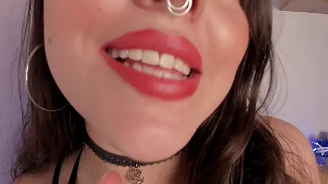 Snapshot of llanna_ chatting on 10/15/25, 06:46 llanna online show from 10/15/25, 06:46