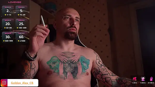 Snapshot of LuckyAlexx chatting on 02/04/25, 02:39 LuckyAlexx online show from 02/04/25, 02:39