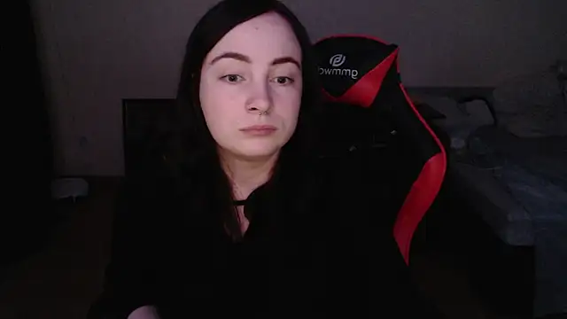 Laralianna online show from 02/10/26, 08:57