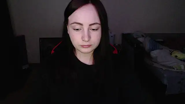 Laralianna online show from 04/11/26, 06:01