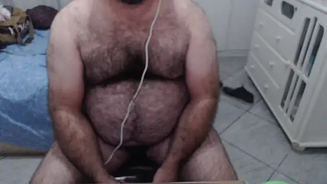 Snapshot of MysterBearMG chatting on 12/28/24, 10:23 MysterBearMG online show from 12/28/24, 10:23
