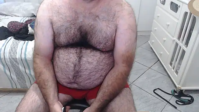 Snapshot of MysterBearMG chatting on 01/19/25, 09:13 MysterBearMG online show from 01/19/25, 09:13
