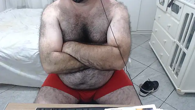 Snapshot of MysterBearMG chatting on 02/26/25, 01:21 MysterBearMG online show from 02/26/25, 01:21