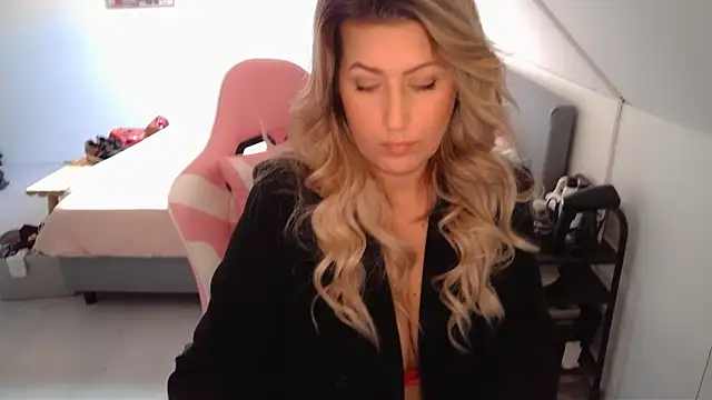 TessToy online show from 03/02/25, 11:18