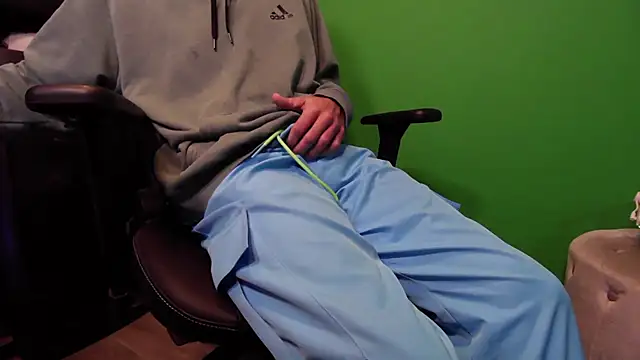 Snapshot of kuruptxxx_live chatting on 12/15/25, 03:11 kuruptxxx live online show from 12/15/25, 03:11