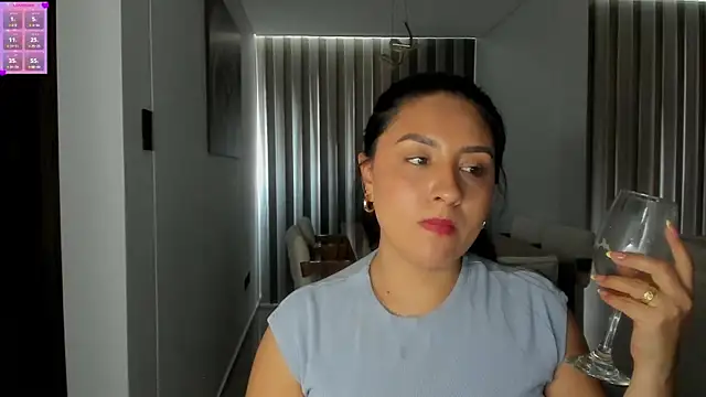 AnushaKumari online show from 04/11/26, 05:39