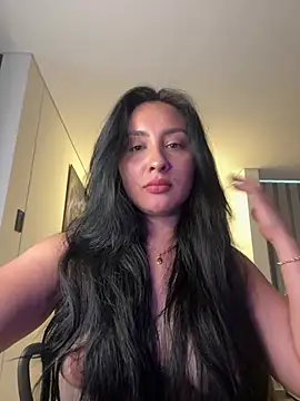 AnushaKumari online show from 04/16/26, 10:01