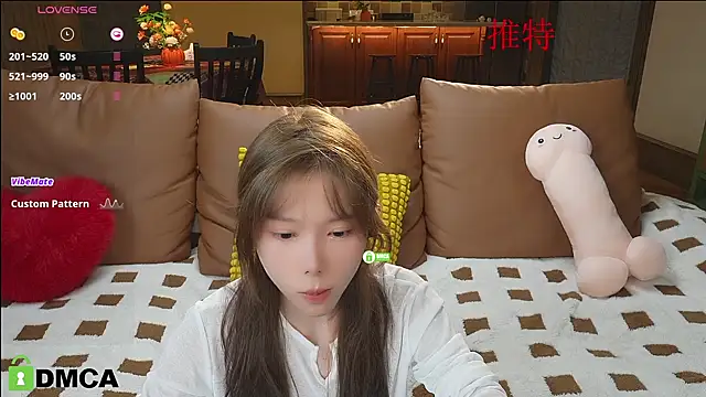 Snapshot of Luna520 chatting on 01/03/25, 01:14 Luna520 online show from 01/03/25, 01:14