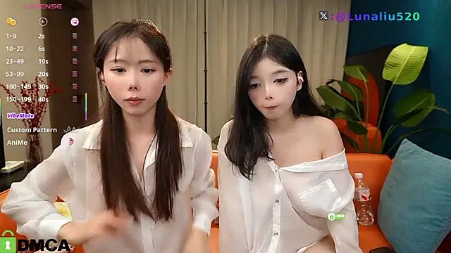 Snapshot of Luna520 chatting on 10/15/25, 01:00 Luna520 online show from 10/15/25, 01:00