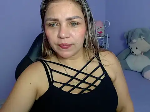 Snapshot of cum_bigass chatting on 03/13/25, 12:13 cum bigass online show from 03/13/25, 12:13