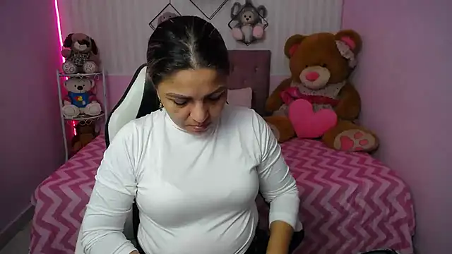 Snapshot of cum_bigass chatting on 09/10/25, 12:16 cum bigass online show from 09/10/25, 12:16