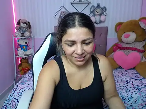 Snapshot of cum_bigass chatting on 09/26/25, 12:20 cum bigass online show from 09/26/25, 12:20