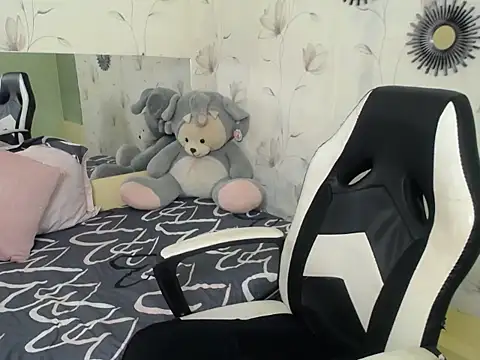 Snapshot of cum_bigass chatting on 10/03/25, 12:13 cum bigass online show from 10/03/25, 12:13