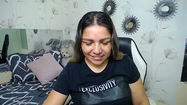 Snapshot of cum_bigass chatting on 10/08/25, 12:36 cum bigass online show from 10/08/25, 12:36