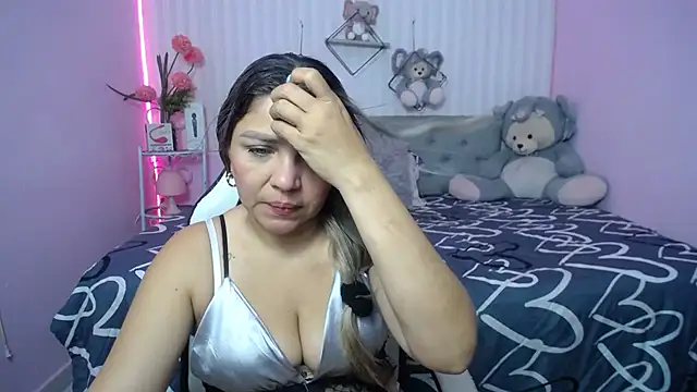 Snapshot of cum_bigass chatting on 03/03/26, 12:22 cum bigass online show from 03/03/26, 12:22