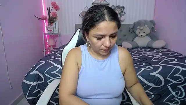 Snapshot of cum_bigass chatting on 03/10/26, 12:21 cum bigass online show from 03/10/26, 12:21