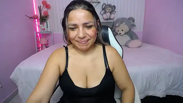 Snapshot of cum_bigass chatting on 03/22/26, 12:19 cum bigass online show from 03/22/26, 12:19