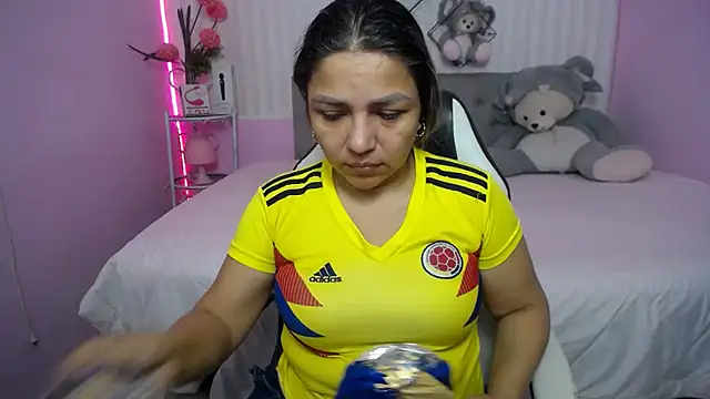 Snapshot of cum_bigass chatting on 03/26/26, 12:11 cum bigass online show from 03/26/26, 12:11