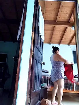 Snapshot of Monseratte21 chatting on 02/27/25, 02:54 Monseratte21 online show from 02/27/25, 02:54