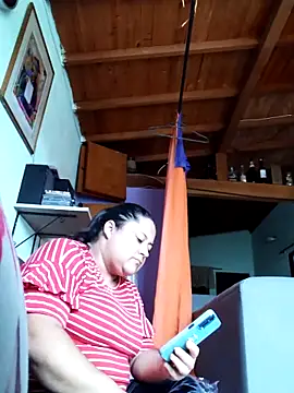 Snapshot of Monseratte21 chatting on 03/14/25, 08:17 Monseratte21 online show from 03/14/25, 08:17