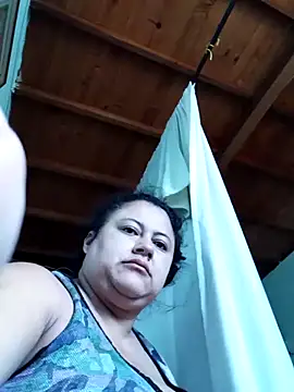 Snapshot of Monseratte21 chatting on 09/10/25, 01:11 Monseratte21 online show from 09/10/25, 01:11