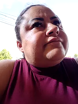 Snapshot of Monseratte21 chatting on 12/13/25, 08:25 Monseratte21 online show from 12/13/25, 08:25