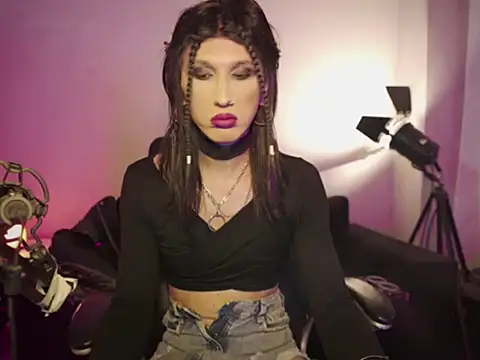 brenda nataliaok online show from 12/03/25, 01:35