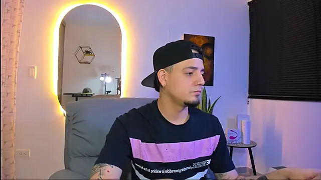 alejandro calderon1 online show from 02/19/26, 04:19