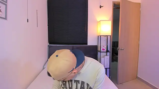 alejandro calderon1 online show from 04/03/26, 05:27