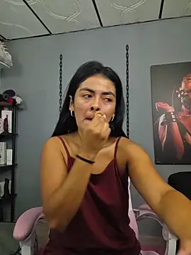 Hannah-grace online show from 02/03/26, 10:42