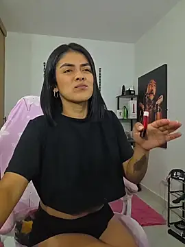 Hannah-grace online show from 05/18/26, 11:05