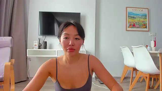 keiko hot online show from 12/15/25, 02:05