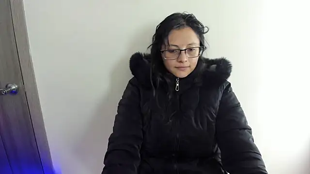 Snapshot of Kyomi_chang chatting on 06/24/26, 12:37 Kyomi chang online show from 06/24/26, 12:37