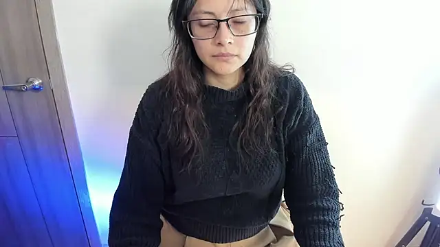 Snapshot of Kyomi_chang chatting on 07/09/26, 12:42 Kyomi chang online show from 07/09/26, 12:42