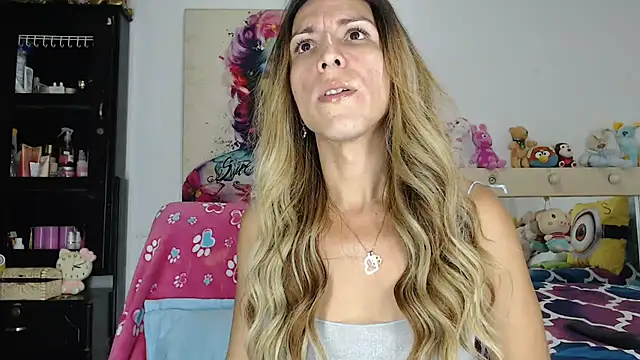aleera starxx982 online show from 05/22/26, 05:03