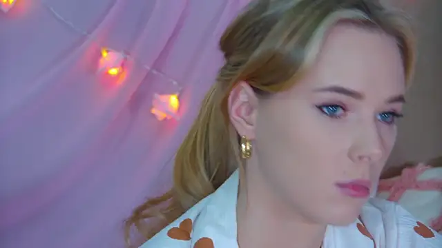 Snapshot of GentleRossi chatting on 01/17/25, 06:44 GentleRossi online show from 01/17/25, 06:44