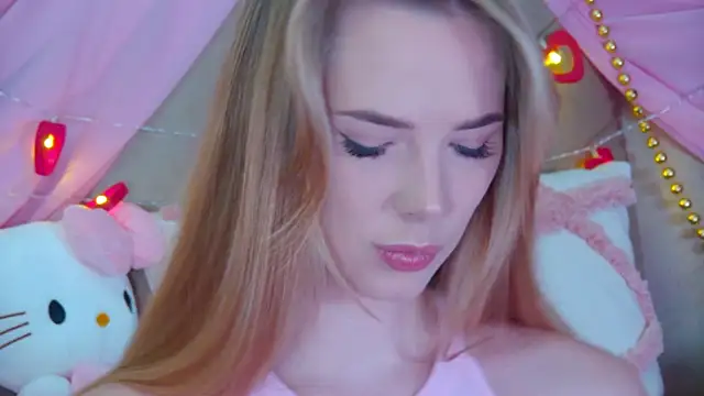 Snapshot of GentleRossi chatting on 02/11/25, 04:13 GentleRossi online show from 02/11/25, 04:13