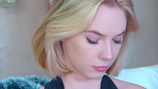 Snapshot of GentleRossi chatting on 12/03/25, 02:59 GentleRossi online show from 12/03/25, 02:59