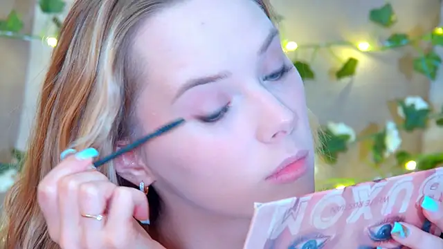 GentleRossi online show from 04/17/26, 03:15