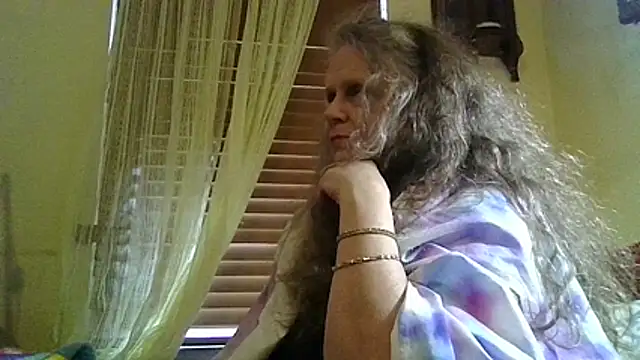 DestineeLoverGirl online show from 06/18/26, 01:59