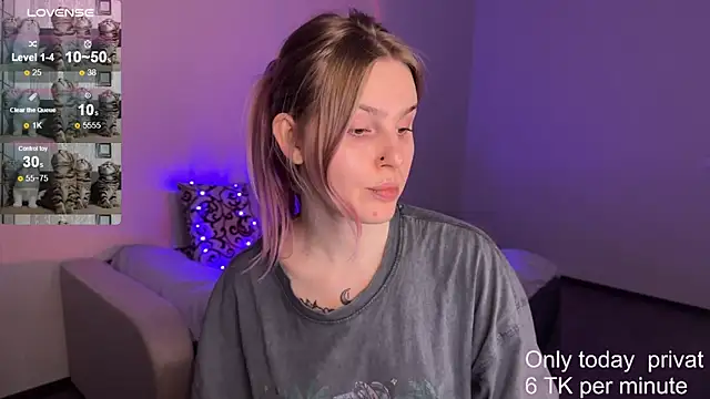 Snapshot of Chanel_Gill chatting on 01/27/25, 10:06 Chanel Gill online show from 01/27/25, 10:06
