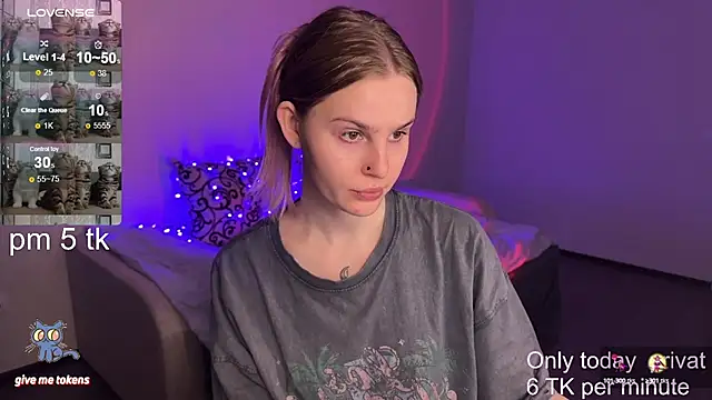Snapshot of Chanel_Gill chatting on 01/27/25, 05:58 Chanel Gill online show from 01/27/25, 05:58