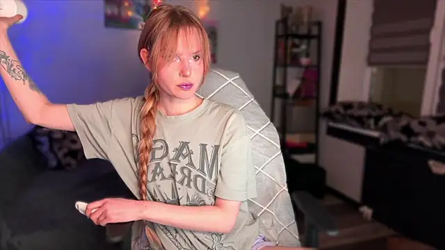 Chanel Gill online show from 01/13/26, 09:20