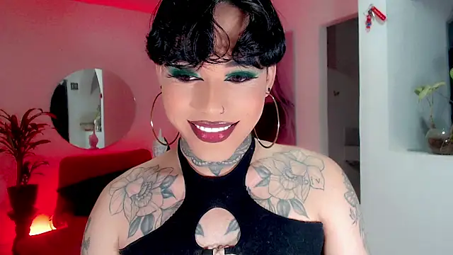 Snapshot of little_star_porn chatting on 12/17/25, 12:27 little star porn online show from 12/17/25, 12:27