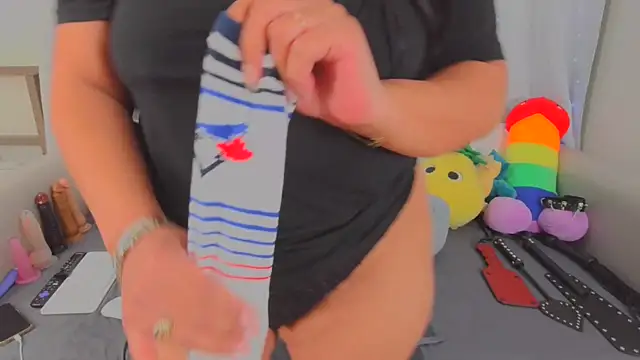 MeghanXO online show from 04/09/26, 02:00